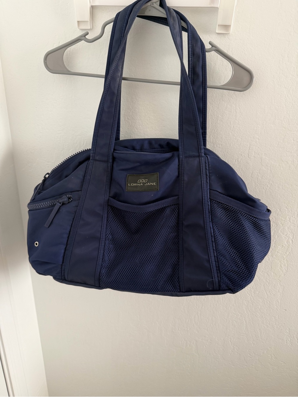 Lorna Jane Navy Sporty Mesh Shoulder Tote
